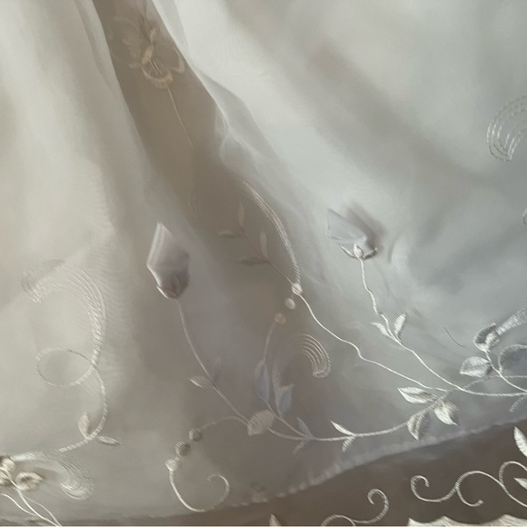 Beautiful girl dress - Picture 4 of 4